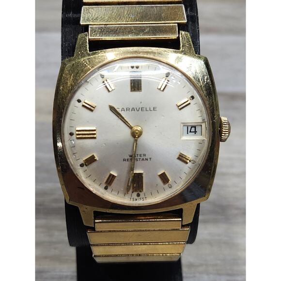 Vintage CARAVELLE Men’s Watch. Manual 17 Jewels Swiss Gold Tone, Runs Fast, 1969 main image 7